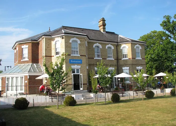 Gatwick Cambridge Hotel